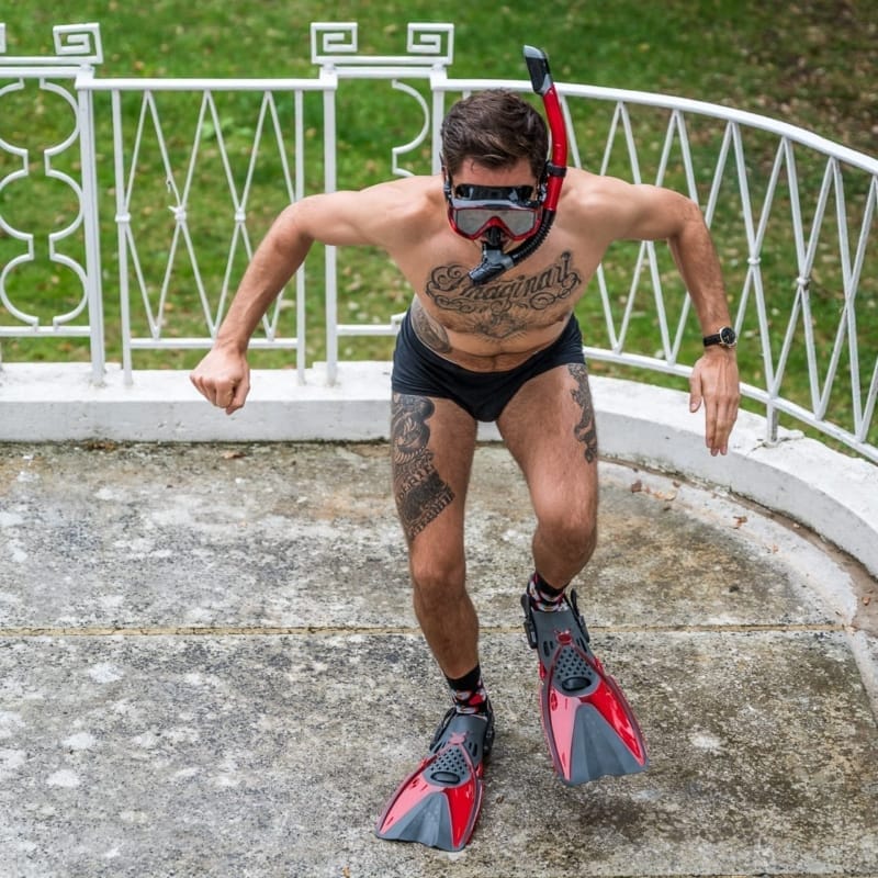 A Gangsters Kiss - Unit Stills - Charlie Clapham - Snorkel A Gangsters Kiss - Unit Stills - Charlie Clapham - Snorkel