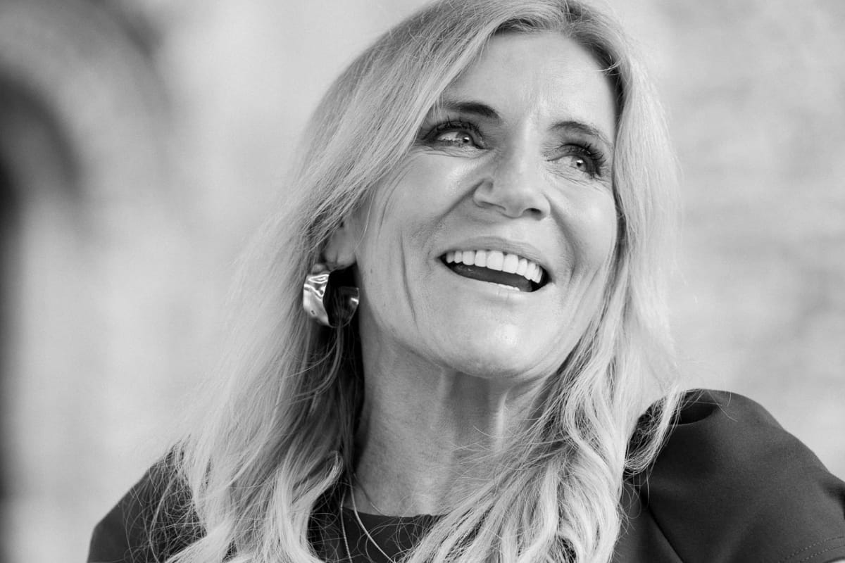 Ray Burn - BTS - A Gangsters Kiss: Michelle Collins Ray Burn - BTS - A Gangsters Kiss: Michelle Collins