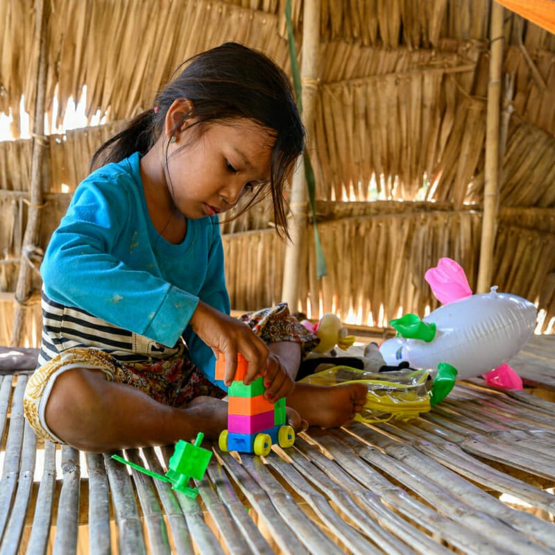 Daughter Daughter - Andong Russey Pottery Village Family - Rural Cambodia - Street Photography Documentary