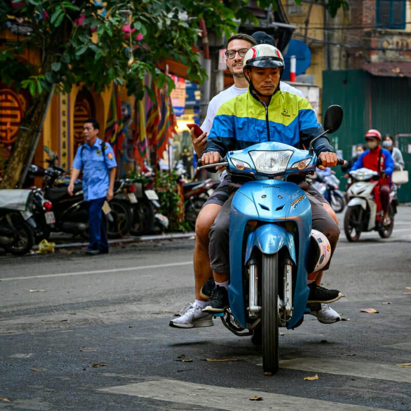 Hanoi Taxi Hanoi Taxi - Vietnam - Street Photography Documentary