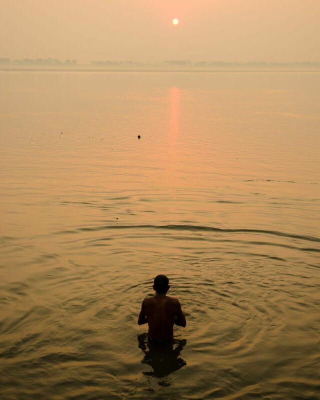 Ganges Sunrise Prayers Part 2 Ganges Sunrise Prayers Part 2 - Varanasi - India - Street Photography Documentary